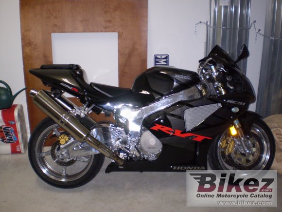 2005 Honda RC 51 photo